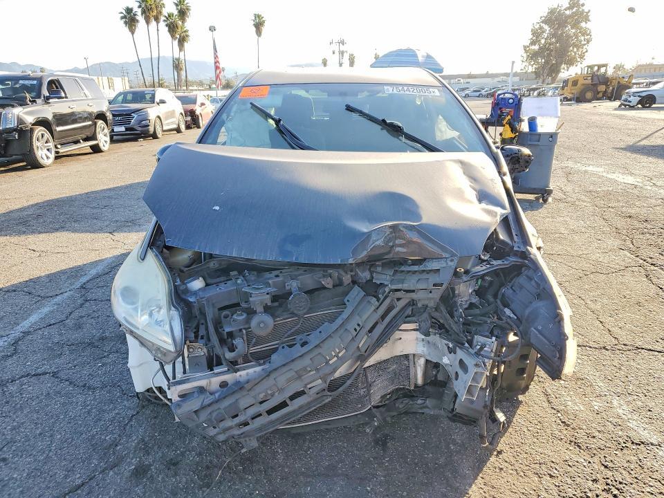 2015 Toyota Prius Three