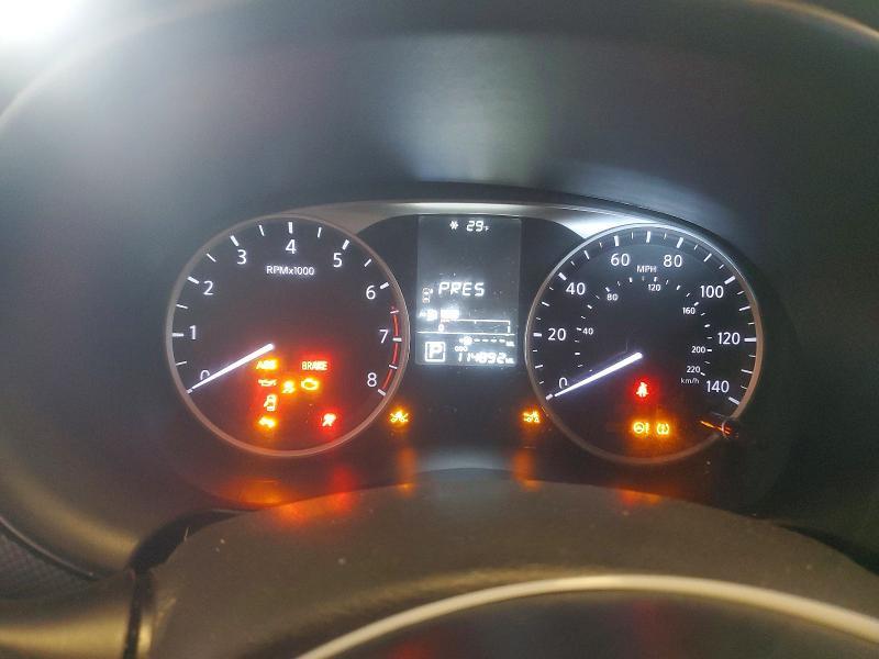 2021 Nissan Kicks s
