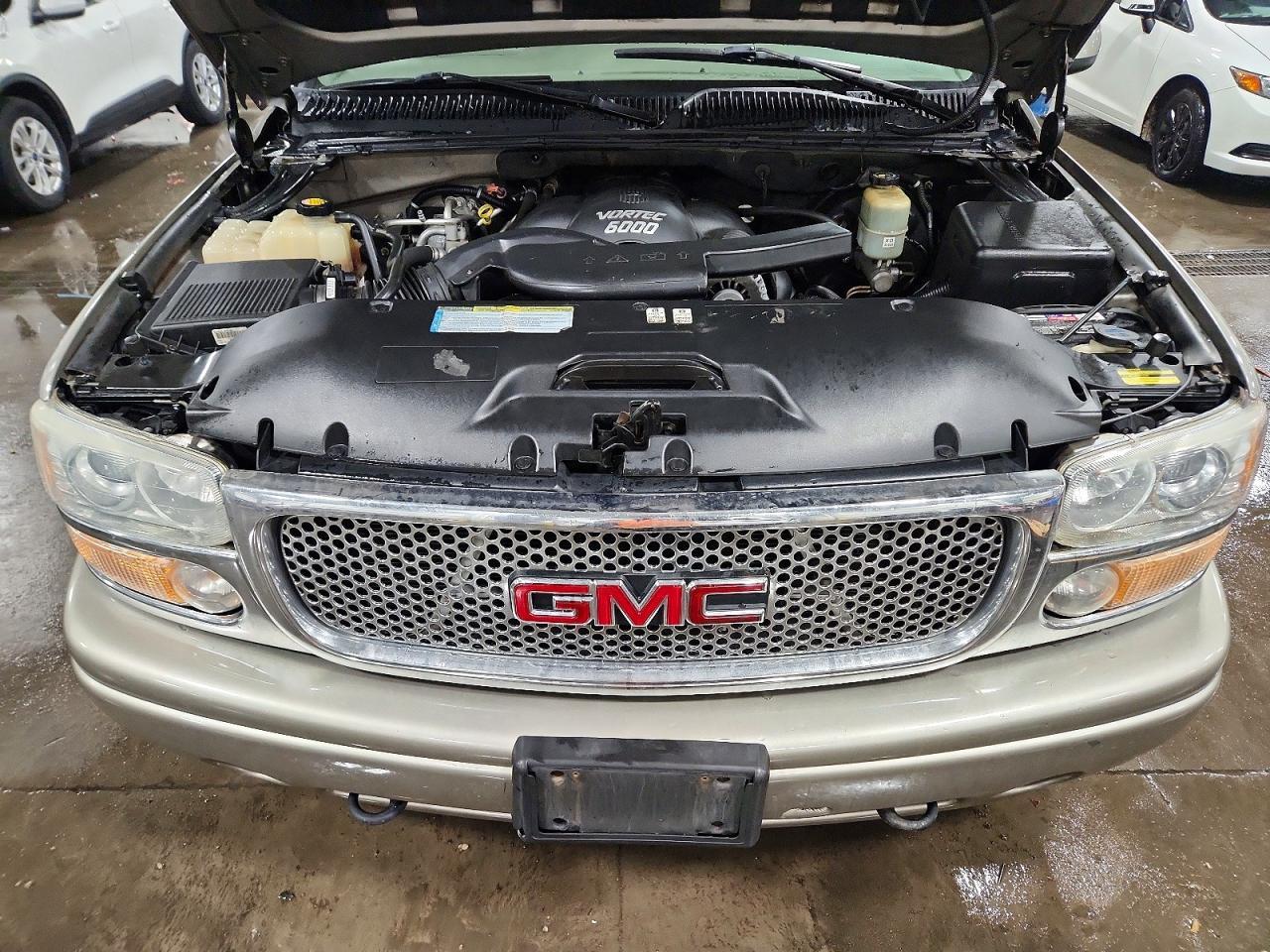 2001 GMC Denali