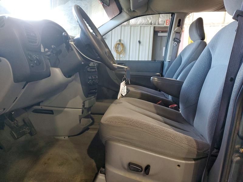 2006 Dodge Grand Caravan se