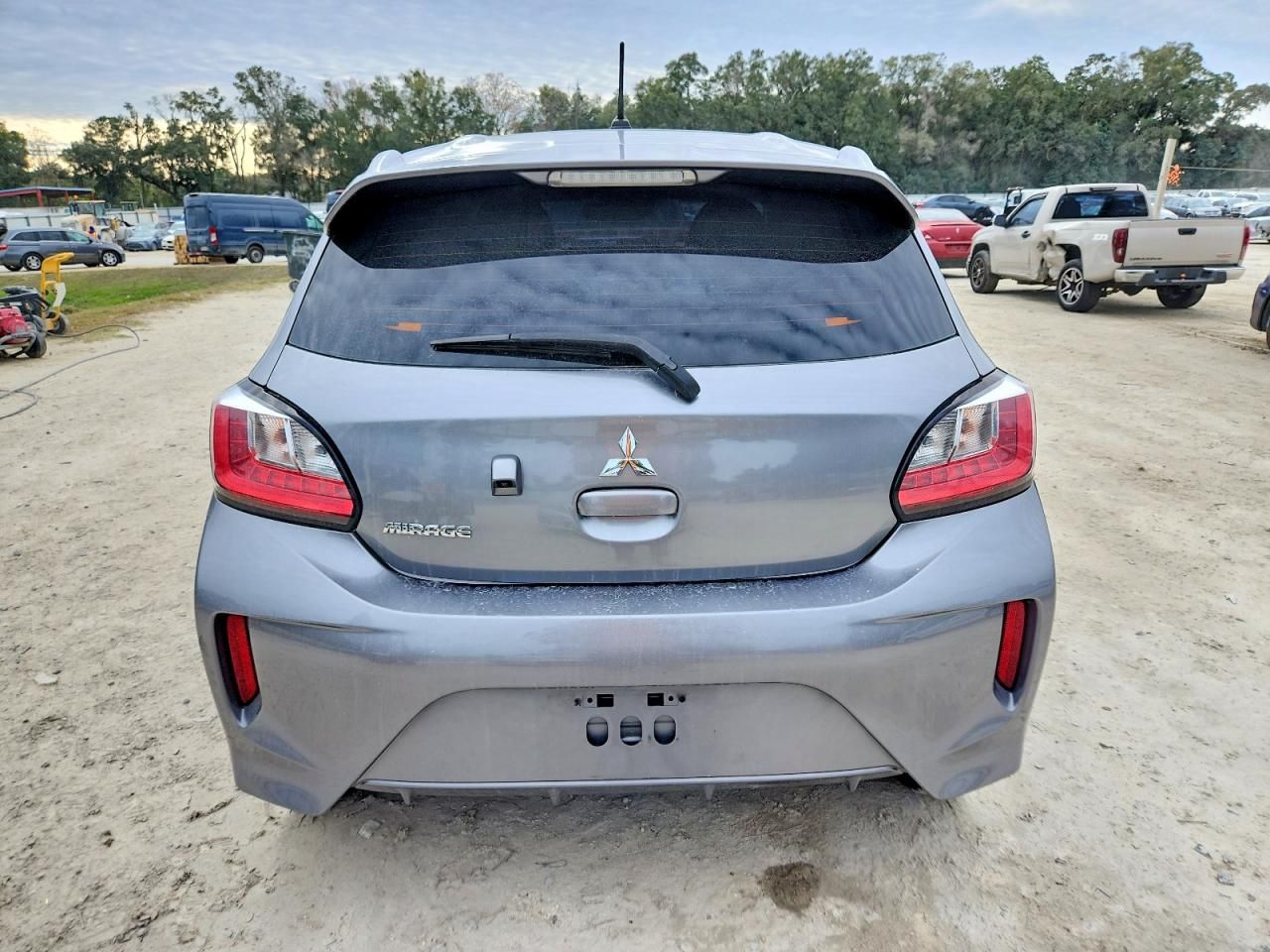 2021 Mitsubishi Mirage es