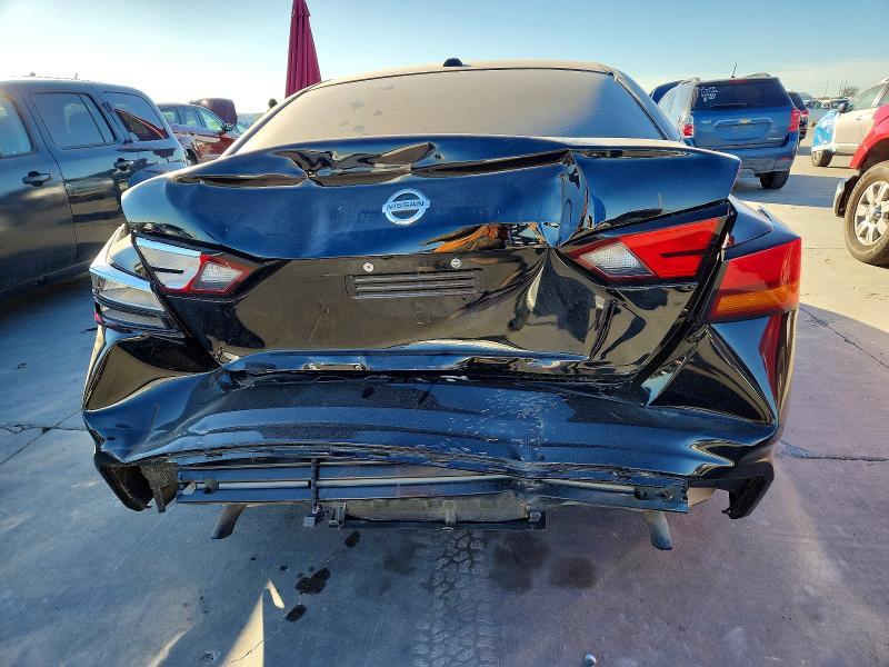2019 Nissan Altima s