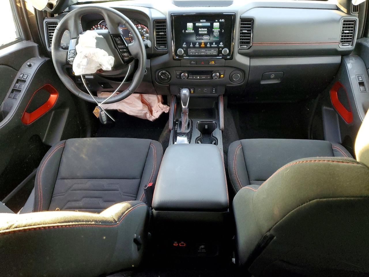 2023 Nissan Frontier s