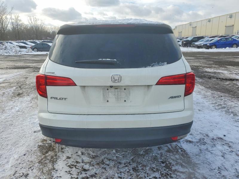 2018 Honda Pilot lx