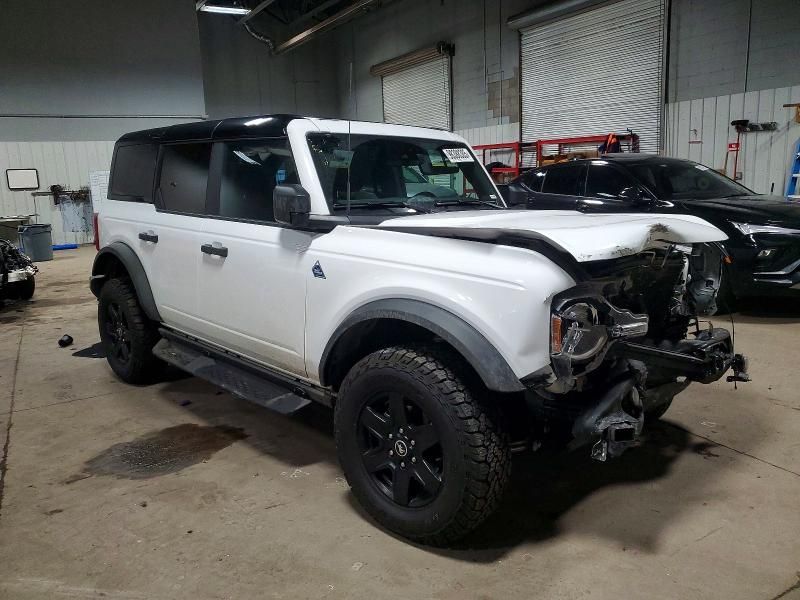 2024 Ford Bronco Black Diamond