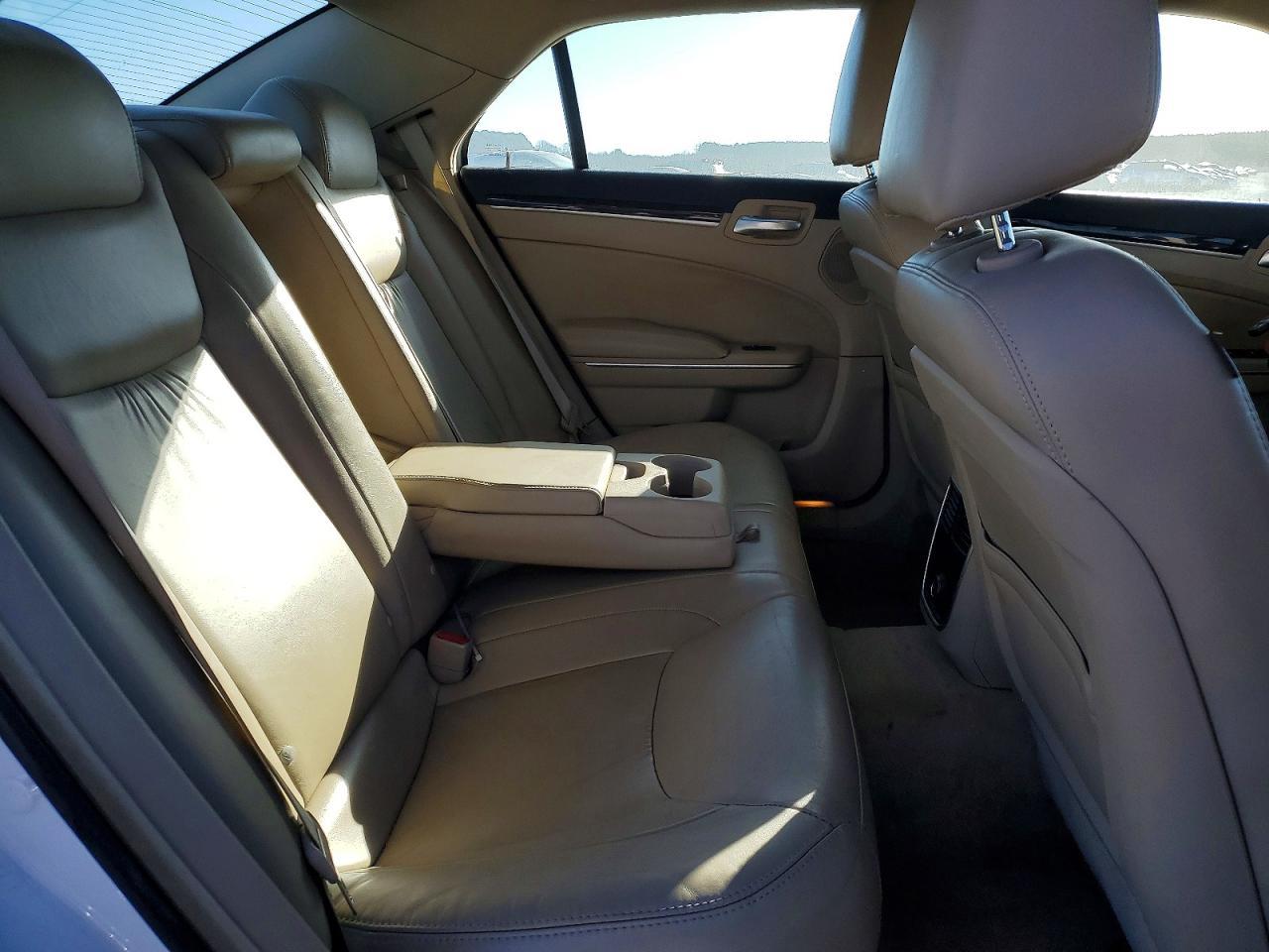 2011 Chrysler 300 Limited