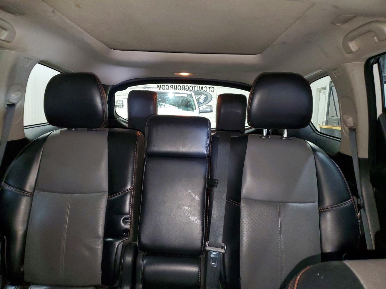 2020 Nissan Pathfinder sl