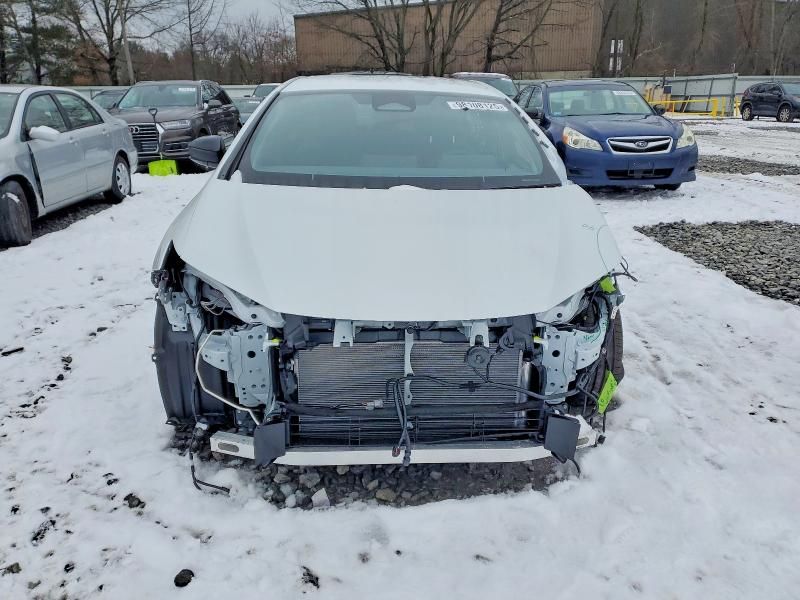 2026 Toyota Prius le