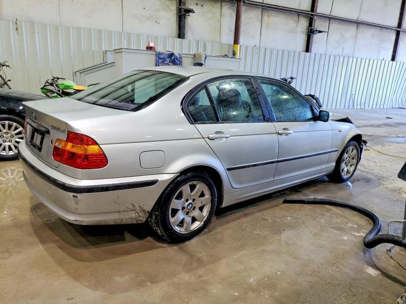 2002 BMW 325 xi