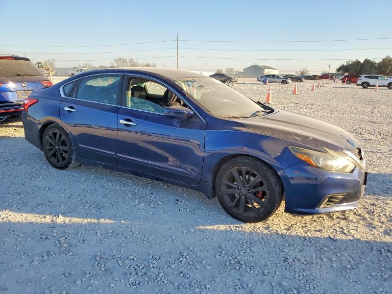 2016 Niss Altima 2.5