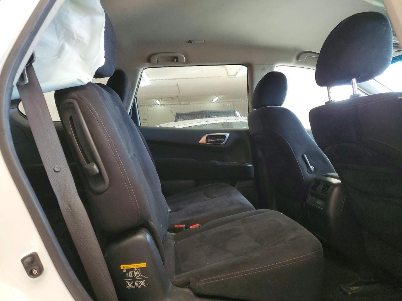 2013 Nissan Pathfinder s