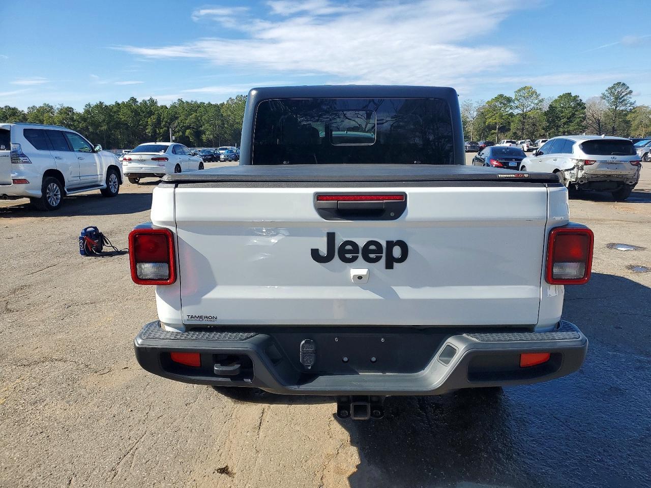 2021 Jeep Gladiator Sport