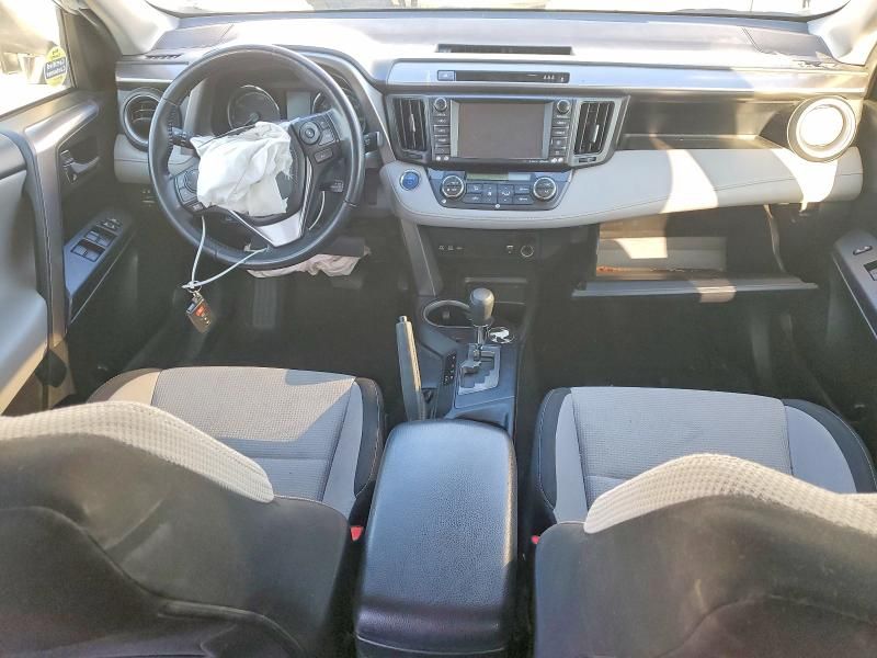 2018 Toyota Rav4 hv le