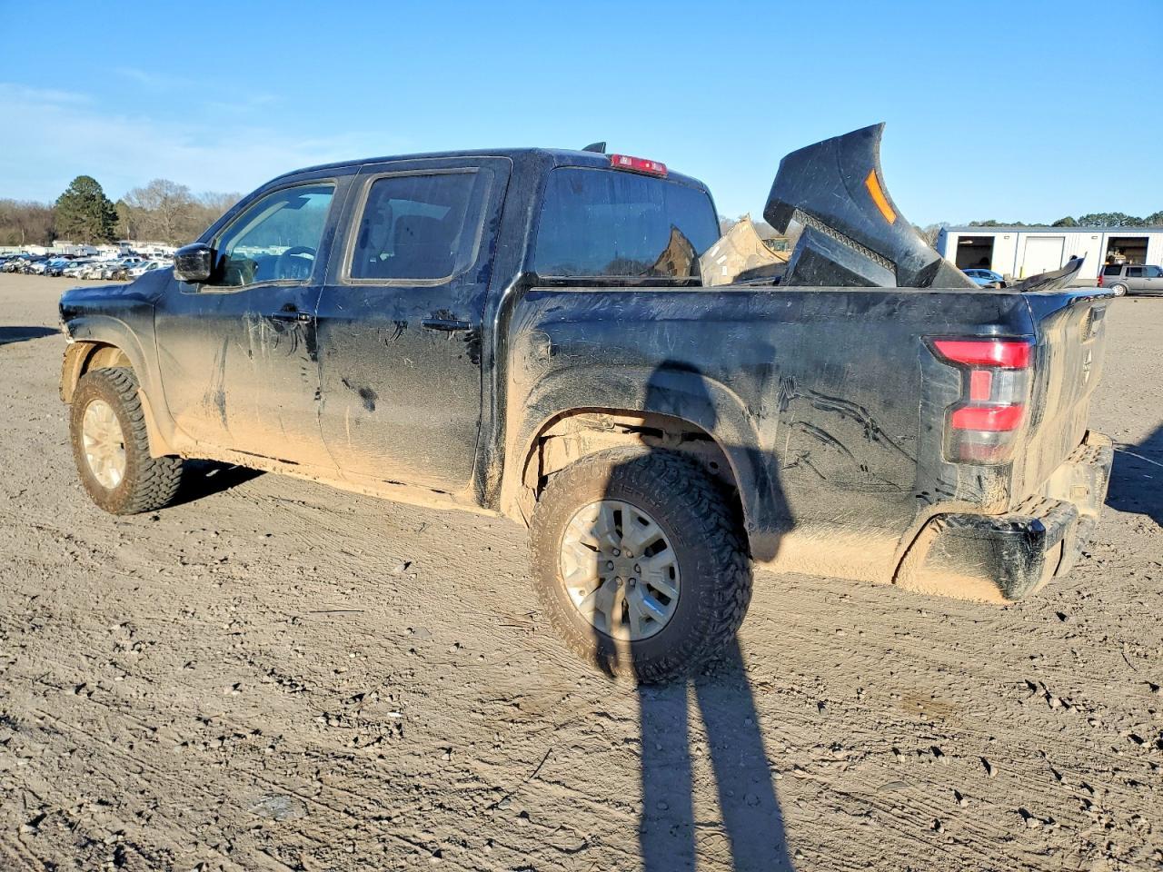 2022 Nissan Frontier s