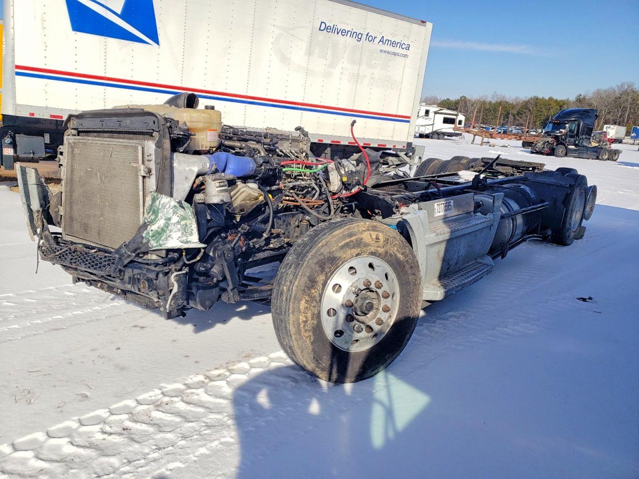 2023 Freightliner Cascadia 126 Truck Cab AND Chassis