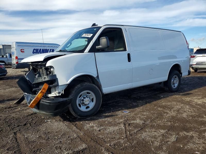 2024 Chevrolet Express G3500