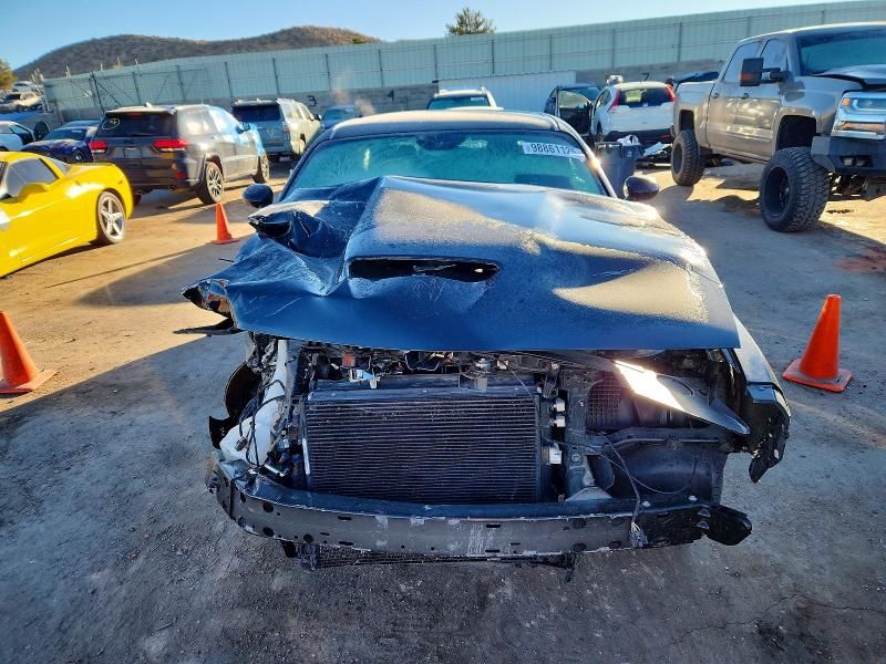 2020 Dodge Challenger gt