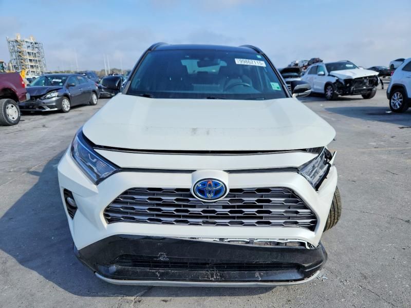 2020 Toyota Rav4 xse