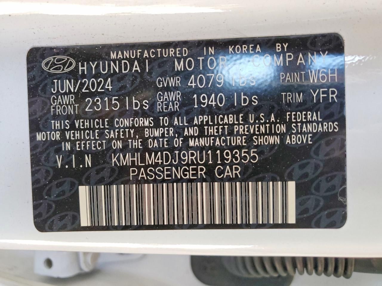 2024 Hyundai Elantra Blue