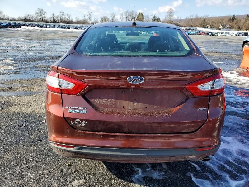 2016 Ford Fusion se Phev