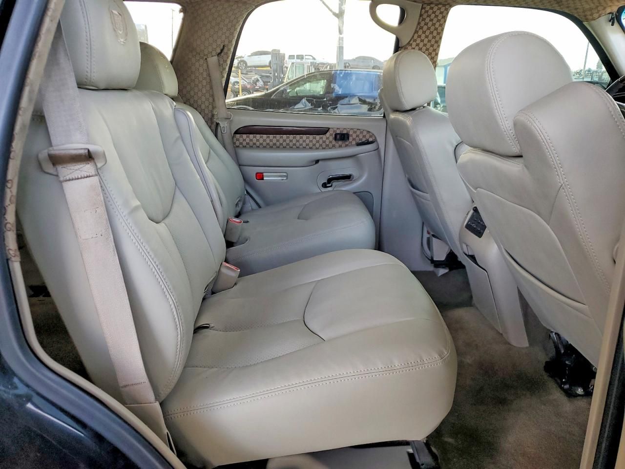 2005 Cadillac Escalade