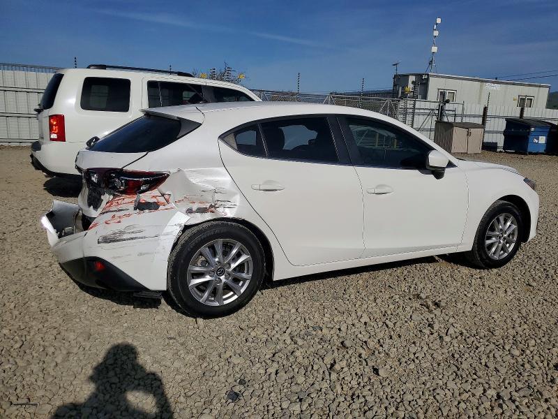 2016 Mazda 3 Sport