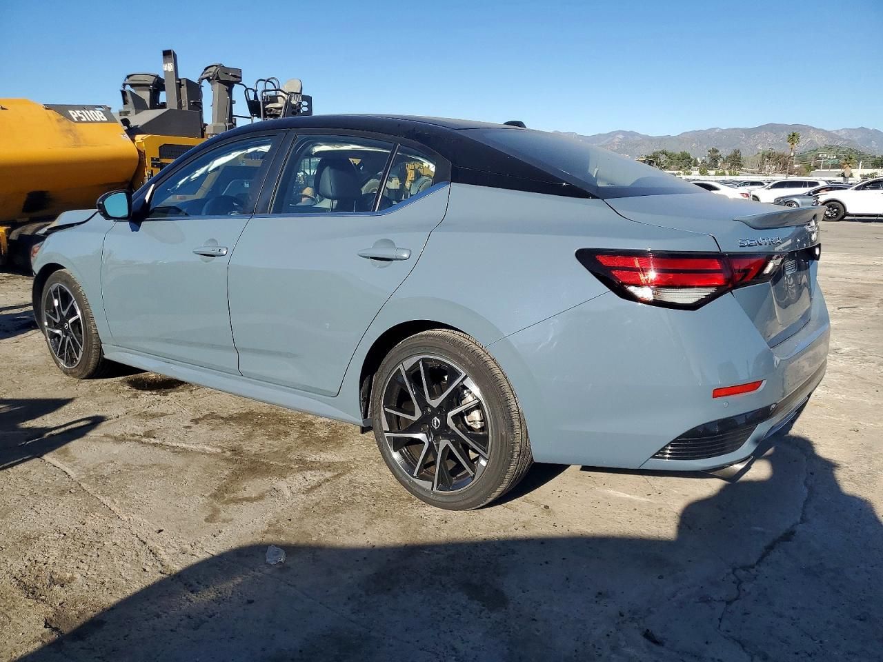 2025 Nissan Sentra sr