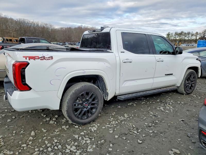 2023 Toyota Tundra Crewmax sr