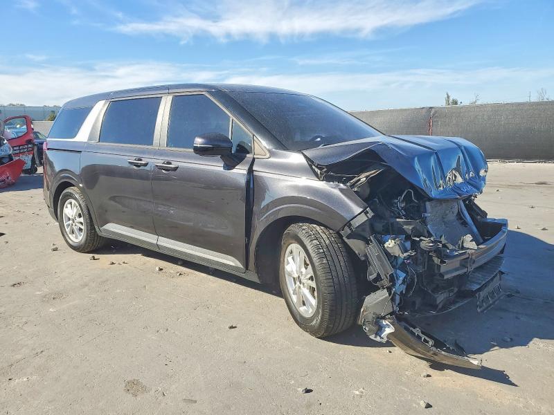 2022 KIA Carnival lx