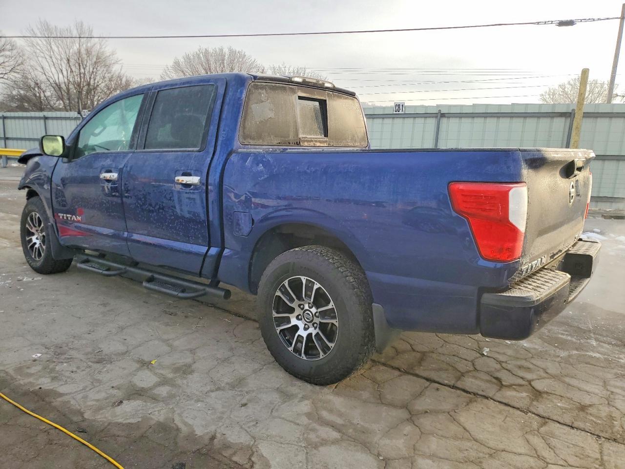 2021 Nissan Titan SV
