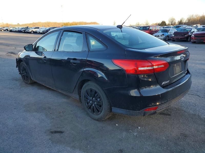 2016 Ford Focus s