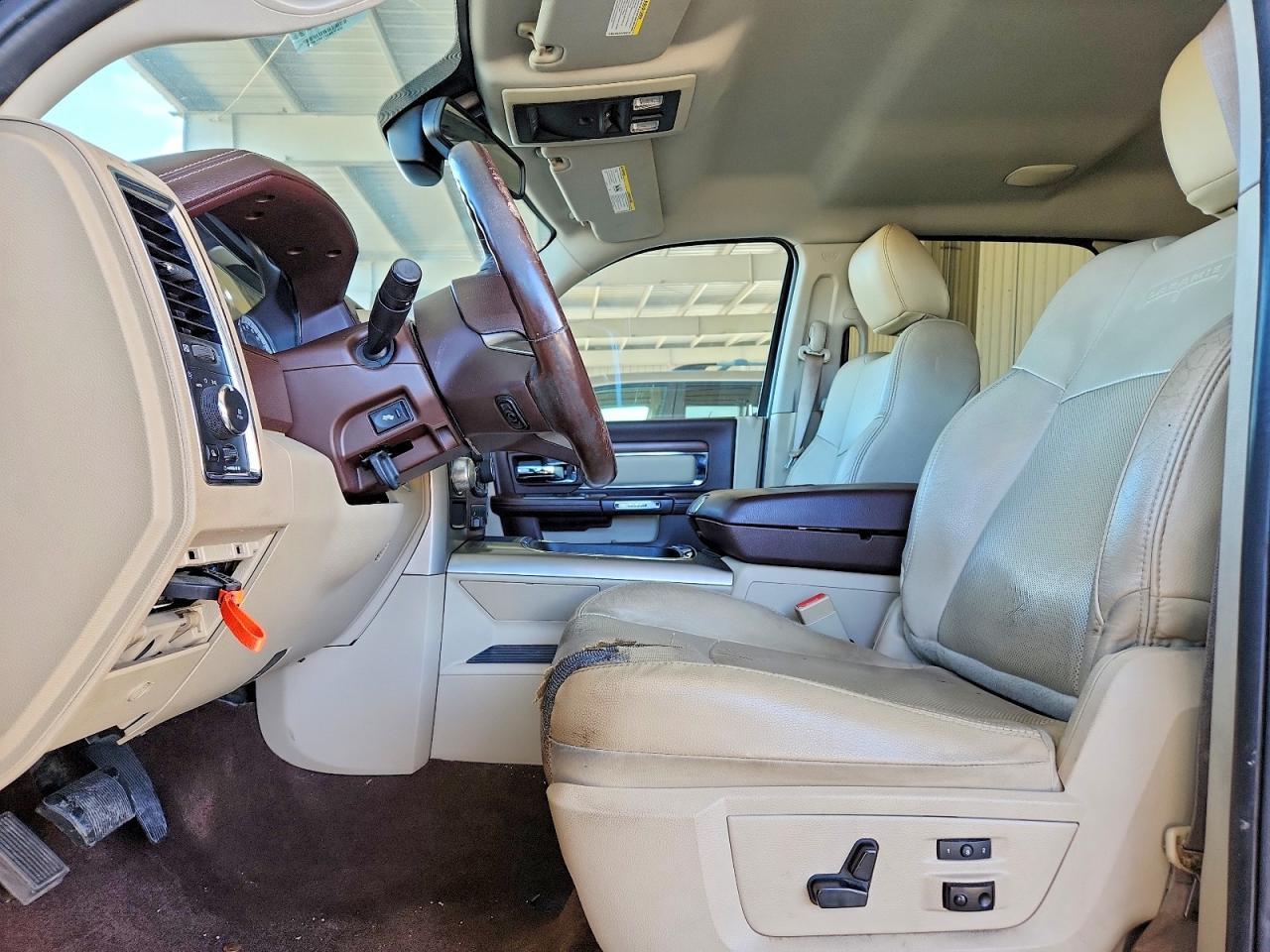 2016 Dodge 1500 Laramie