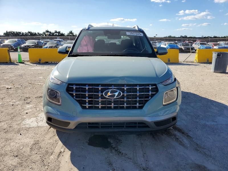 2025 Hyundai Venue sel