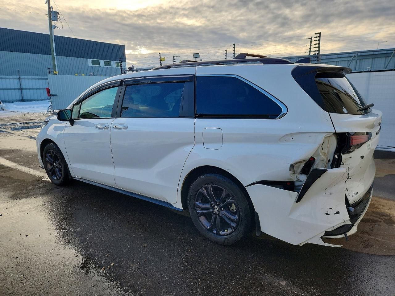 2024 Toyota Sienna le