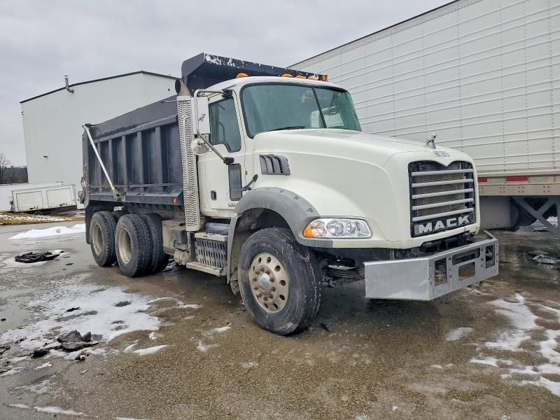 2013 Mack GU500 Dump Truck