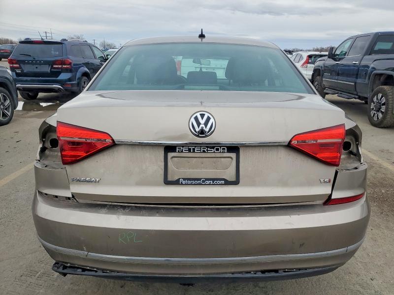 2016 Volkswagen Passat s