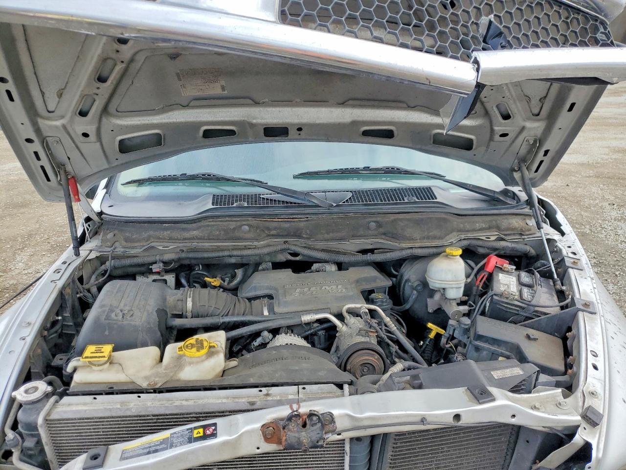 2004 Dodge RAM 1500 ST