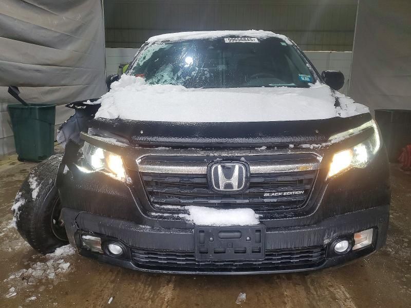 2019 Honda Ridgeline Black Edition
