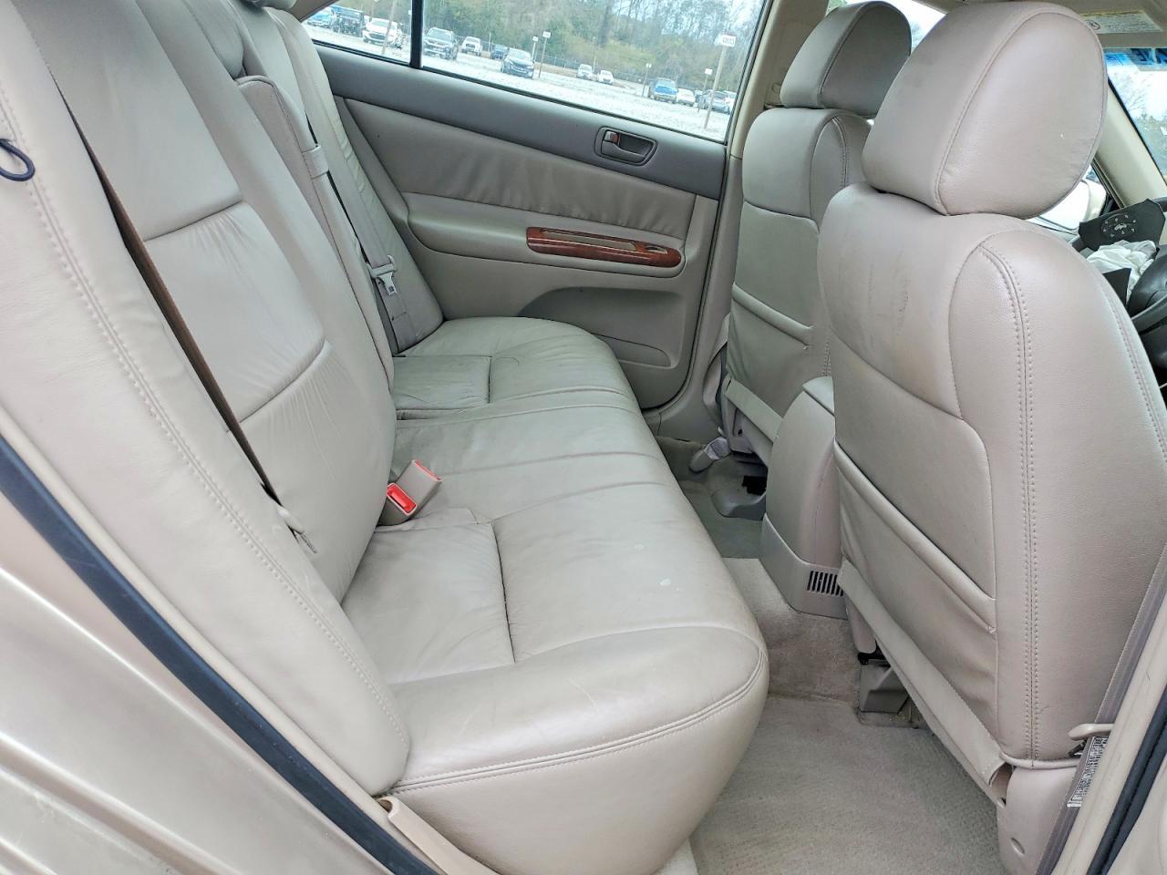 2002 Toyota Camry le