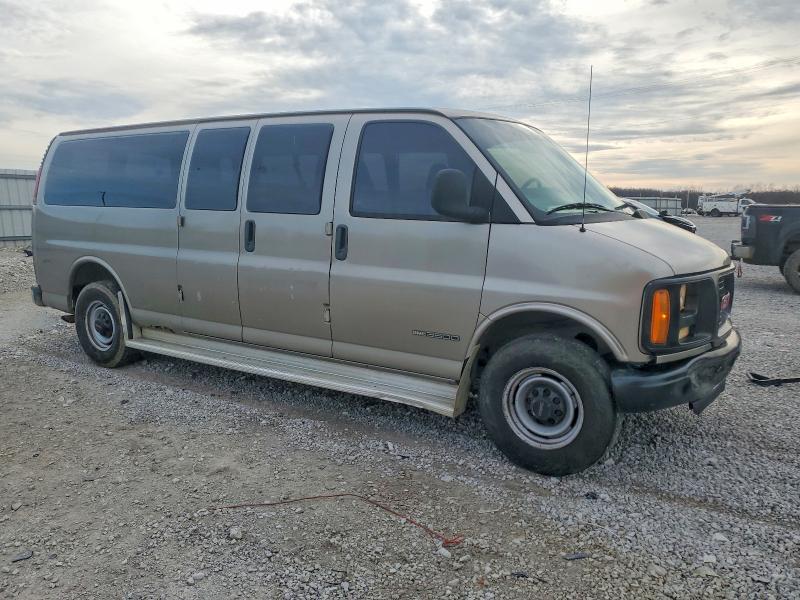 2001 GMC Savana G3500