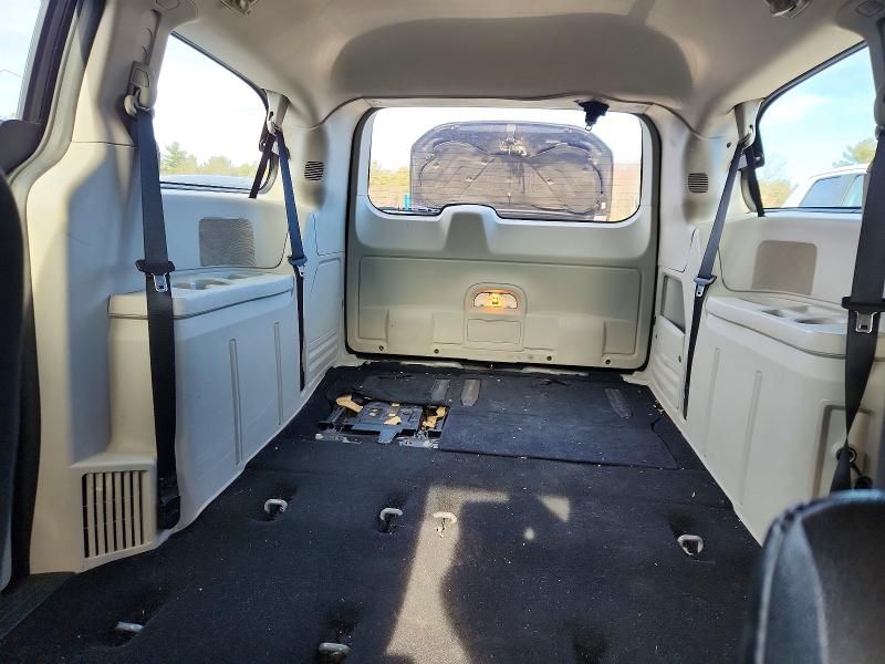 2014 Dodge Grand Caravan se