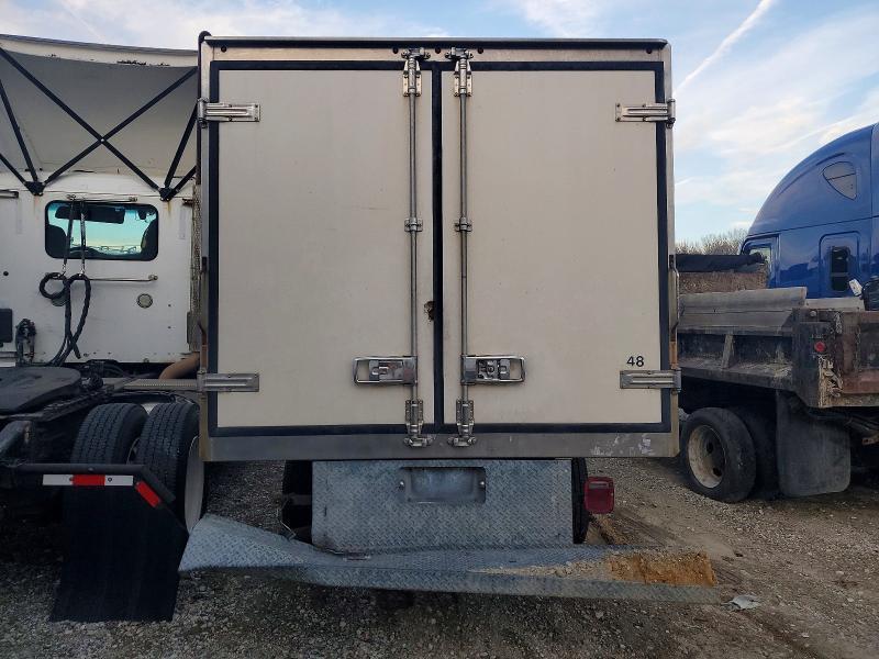 2016 Chevrolet Express Refrigerated BOX Truck