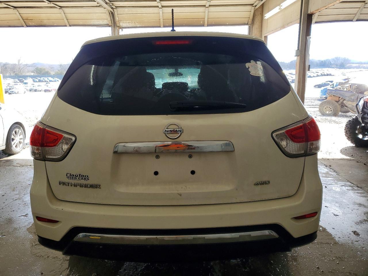 2013 Nissan Pathfinder s