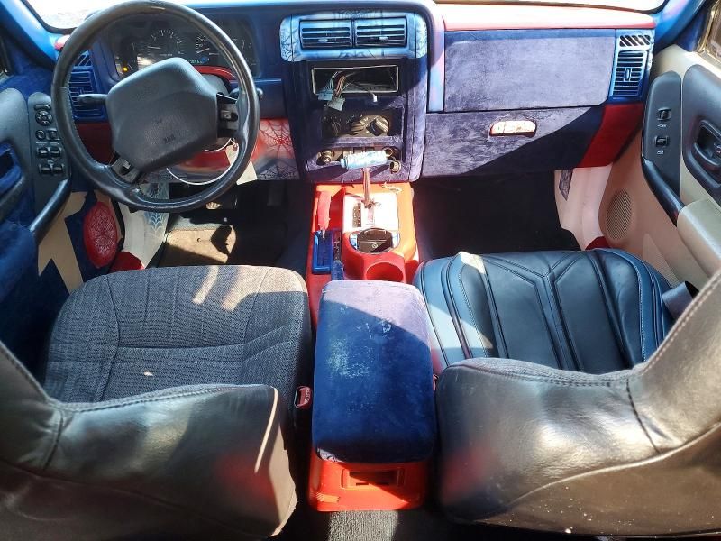 2000 Jeep Cherokee Sport