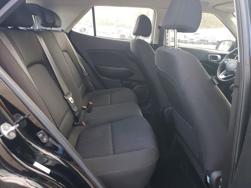 2022 Hyundai Venue se