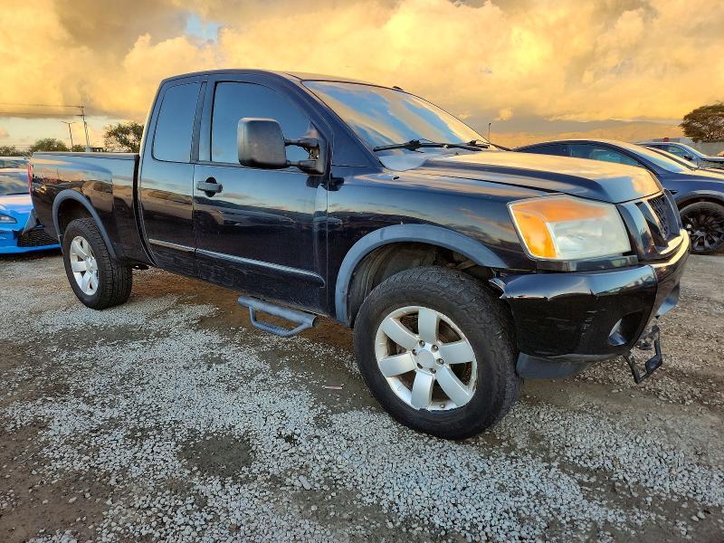 2012 Nissan Titan s