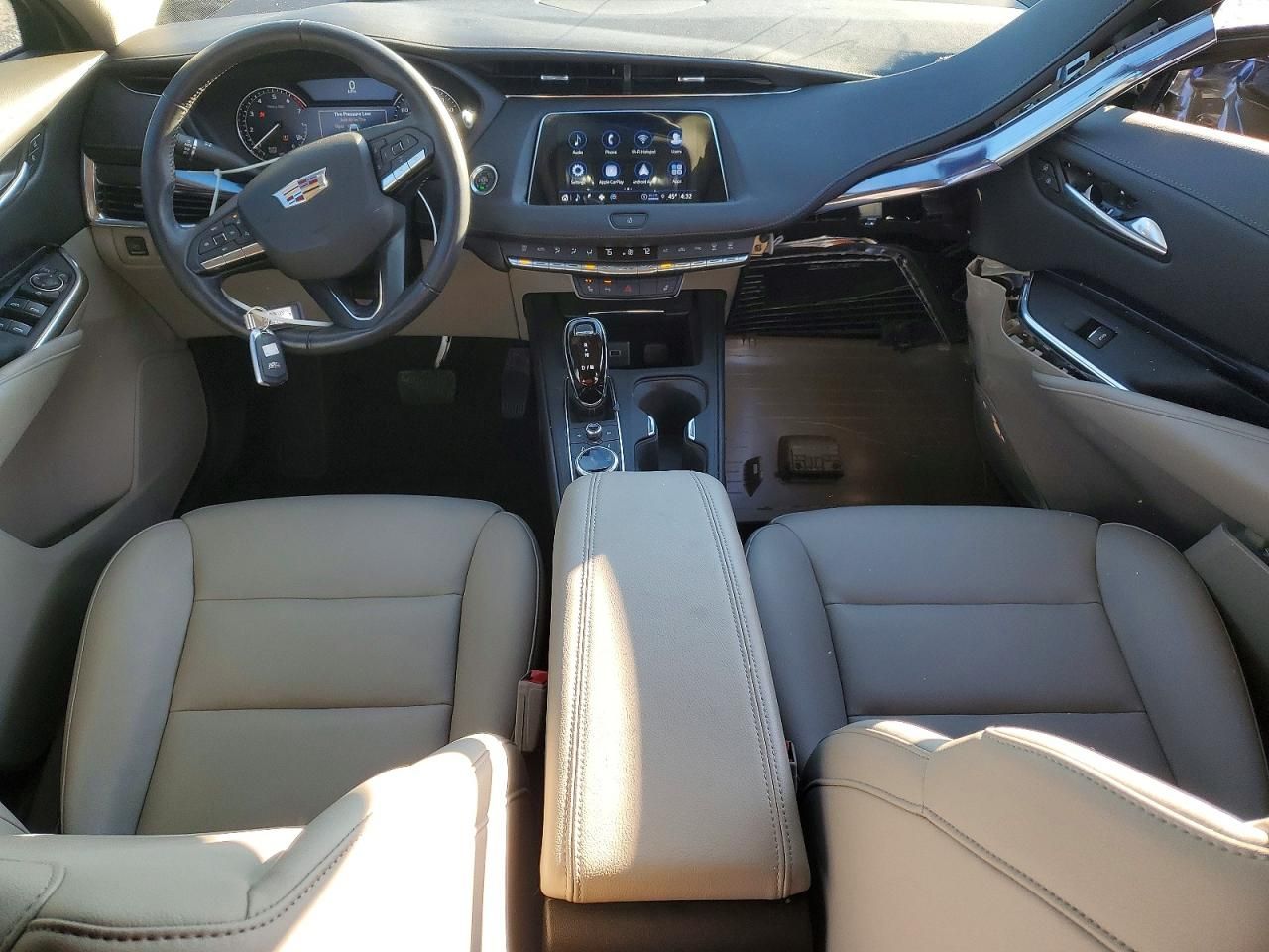 2023 Cadillac XT4 Luxury