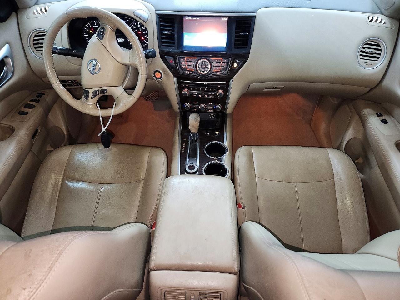 2014 Nissan Pathfinder s