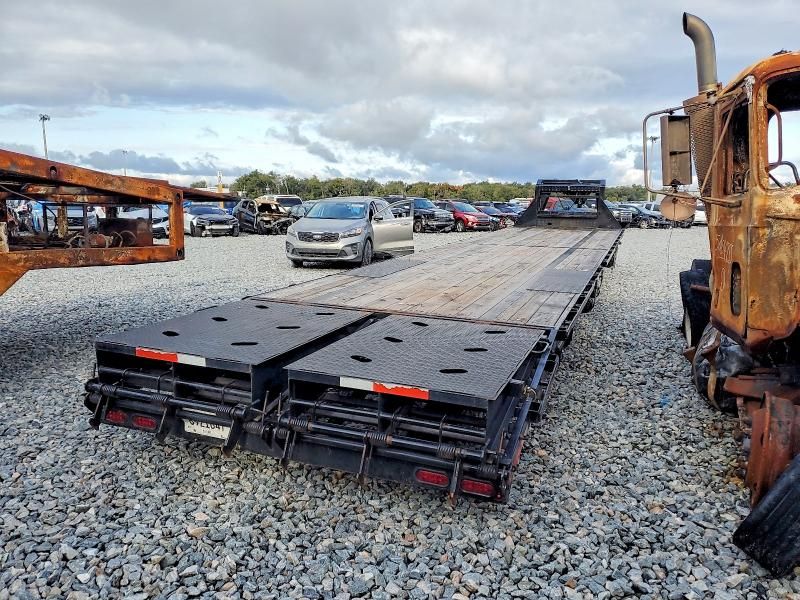 2024 Mp Customer 2024 MP Custom Equipment Trailer