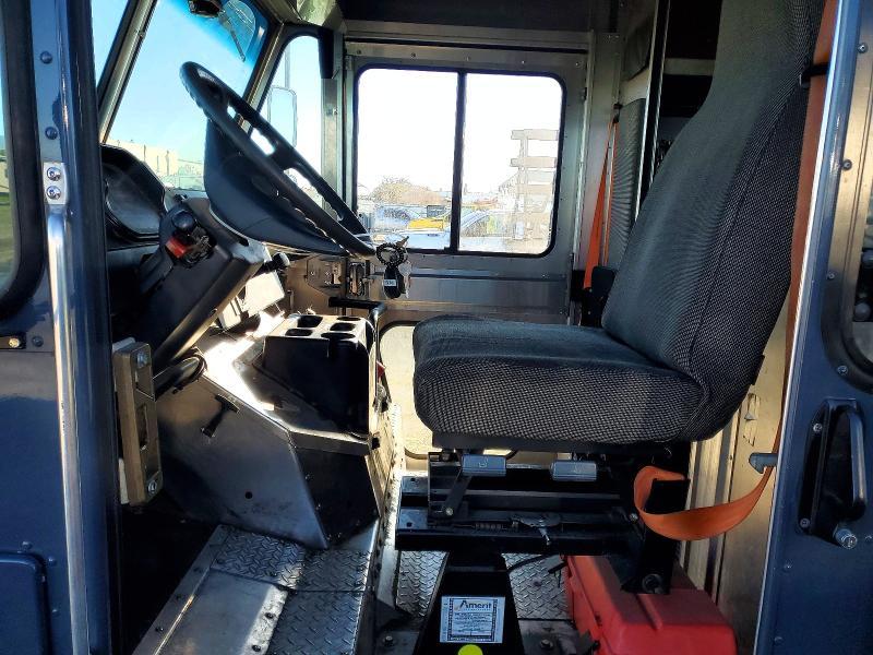 2020 Freightliner Mt 45G Chassis Delivery Truck